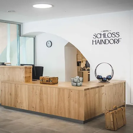 Schloss Haindorf 3*