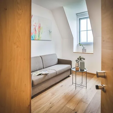 מלון Schloss Haindorf